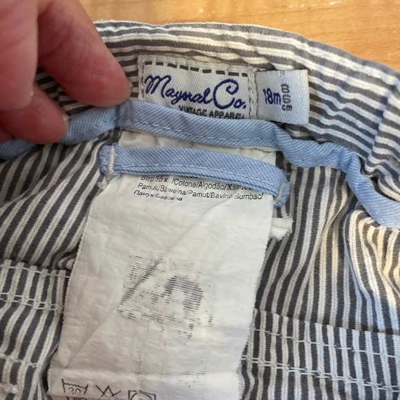 Mayoral gray pinstripe cargo shorts pockets logo. Size 18mon. - Picture 3 of 3